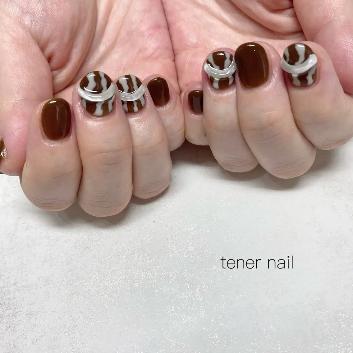 ネイル ぷっくりネイル ホワイト ハンドネイル テネルネイル tener nailのネイルデザイン