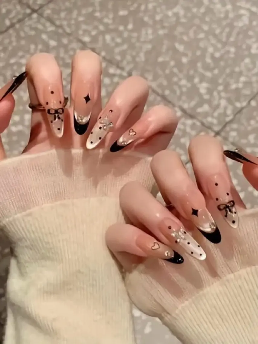 ネイル 長さ出し フットネイル ジェルネイル マグネットネイル 持ち込み ハンドネイル YMT. NailStudioのネイルデザイン