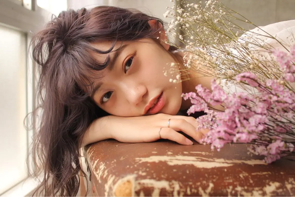ロング 岡村 玲奈のヘアスタイル