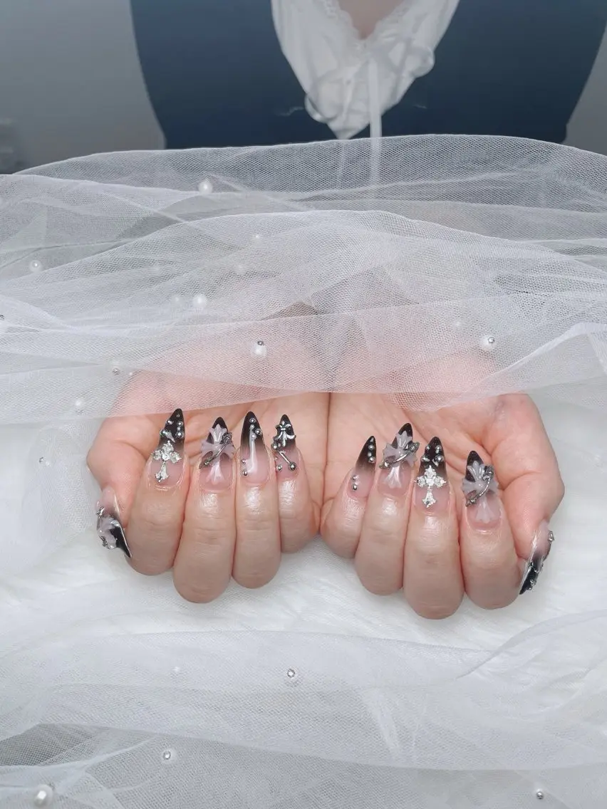 ネイル 長さ出し ジェルネイル 韓国ネイル 持ち込み ワンホンネイル ハンドネイル Sora nail 長さ出し専門店のネイルデザイン