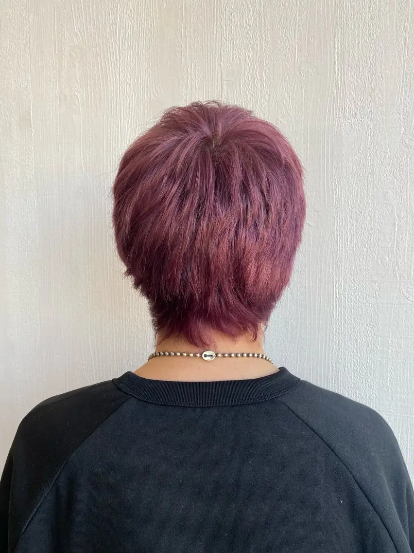 ショート ヘアカラー 佐藤 森夏のヘアスタイル