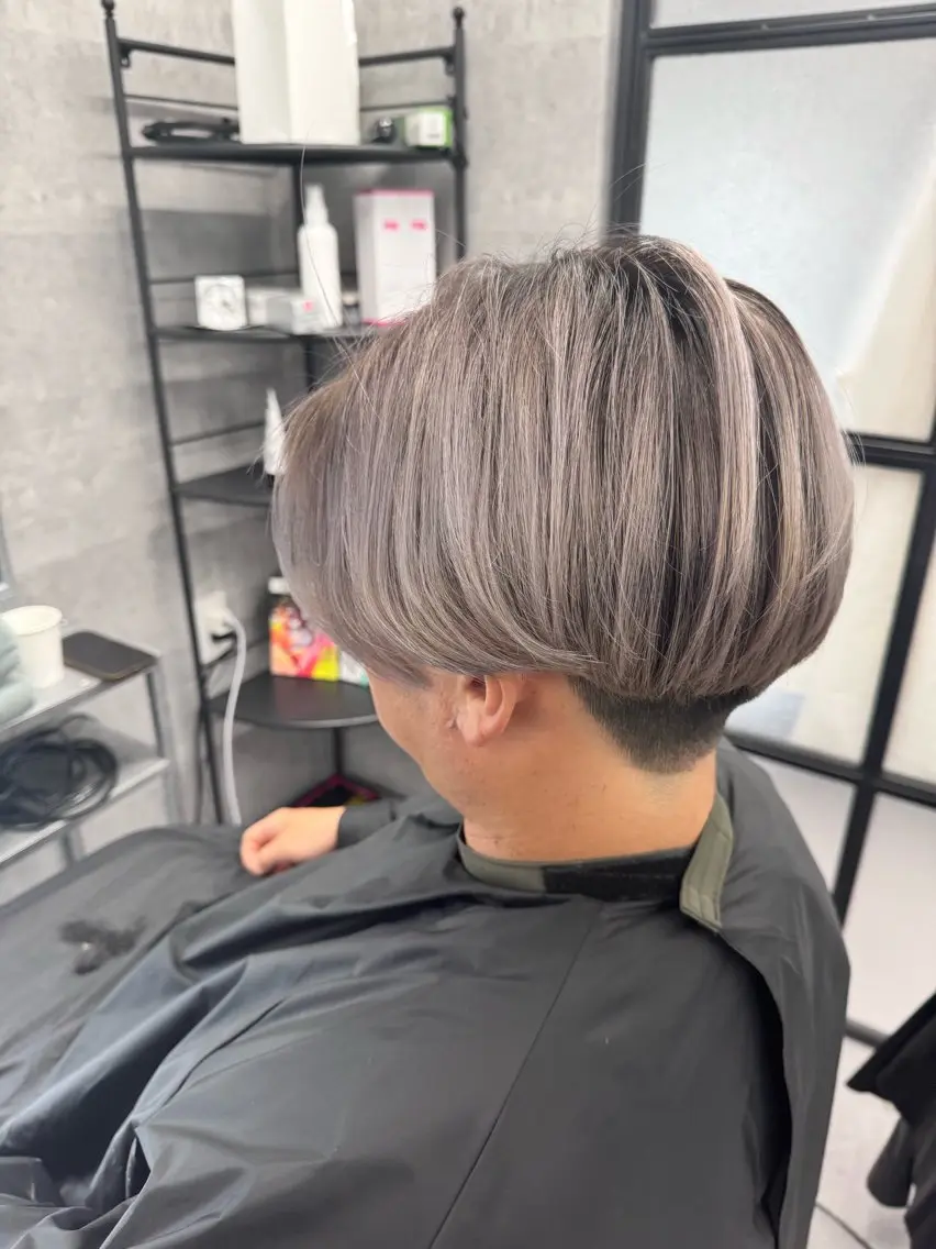カラー メンズ メンズバレイヤージュ メンズブリーチ バレイヤージュ ブリーチ カット ヘアカラー 艶髪✨ブリーチ職人 yasuのヘアスタイル