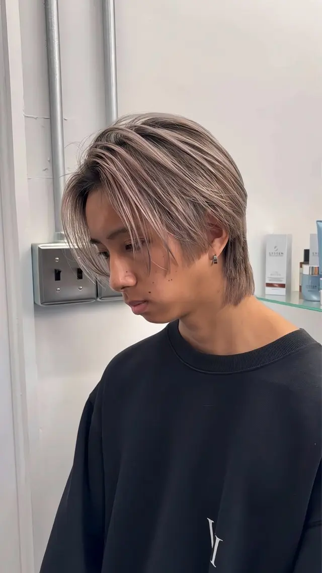 ミディアム カラー メンズ メンズバレイヤージュ 🔥メンズカット🔥のヘアスタイル