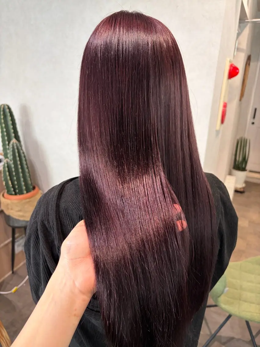 ロング カラー レッドカラー ヘアカラー 透明感カラー🫧🎀 まりなのヘアスタイル