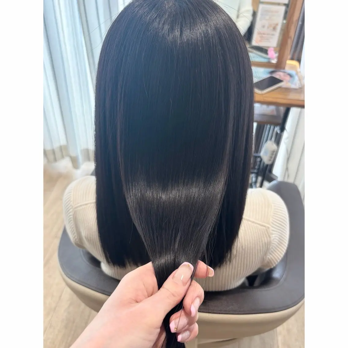 ミディアム はしもと あかりのヘアスタイル