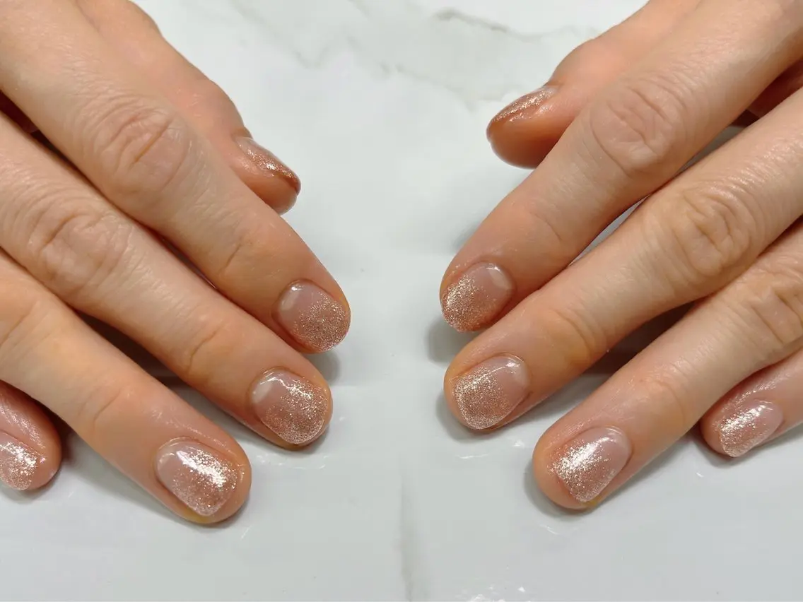 ネイル グラデーション ラメ(グリッター) ラメグラデーション Nail&eye Grow ayaのネイルデザイン