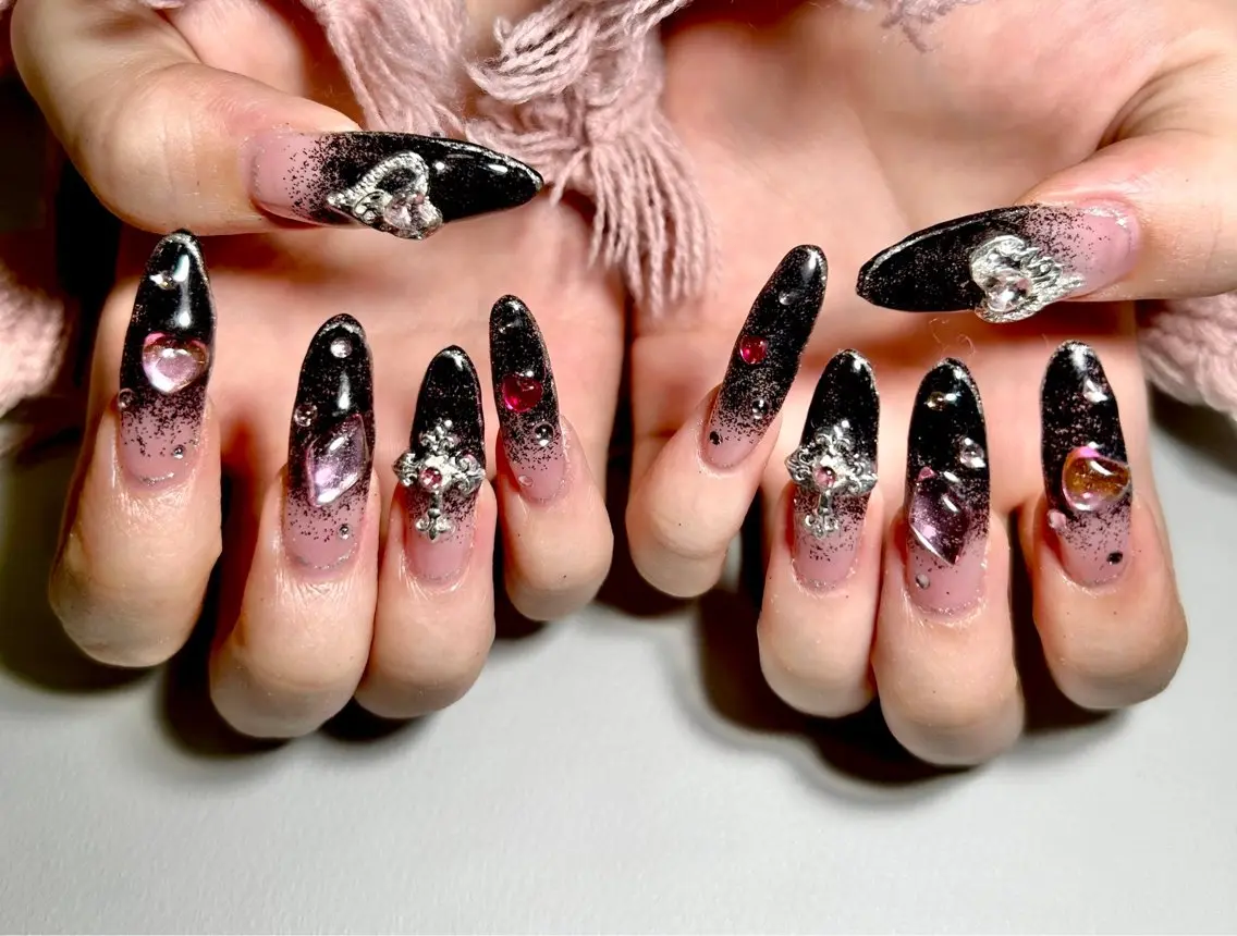 ネイル ハンドネイル Liennail 持込デザインやり放題のネイルデザイン