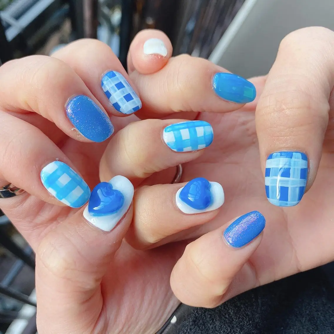 ネイル アートネイル オーロラネイル 韓国ネイル ニュアンスネイル ワンカラーネイル 🩵 mei🩵のネイルデザイン