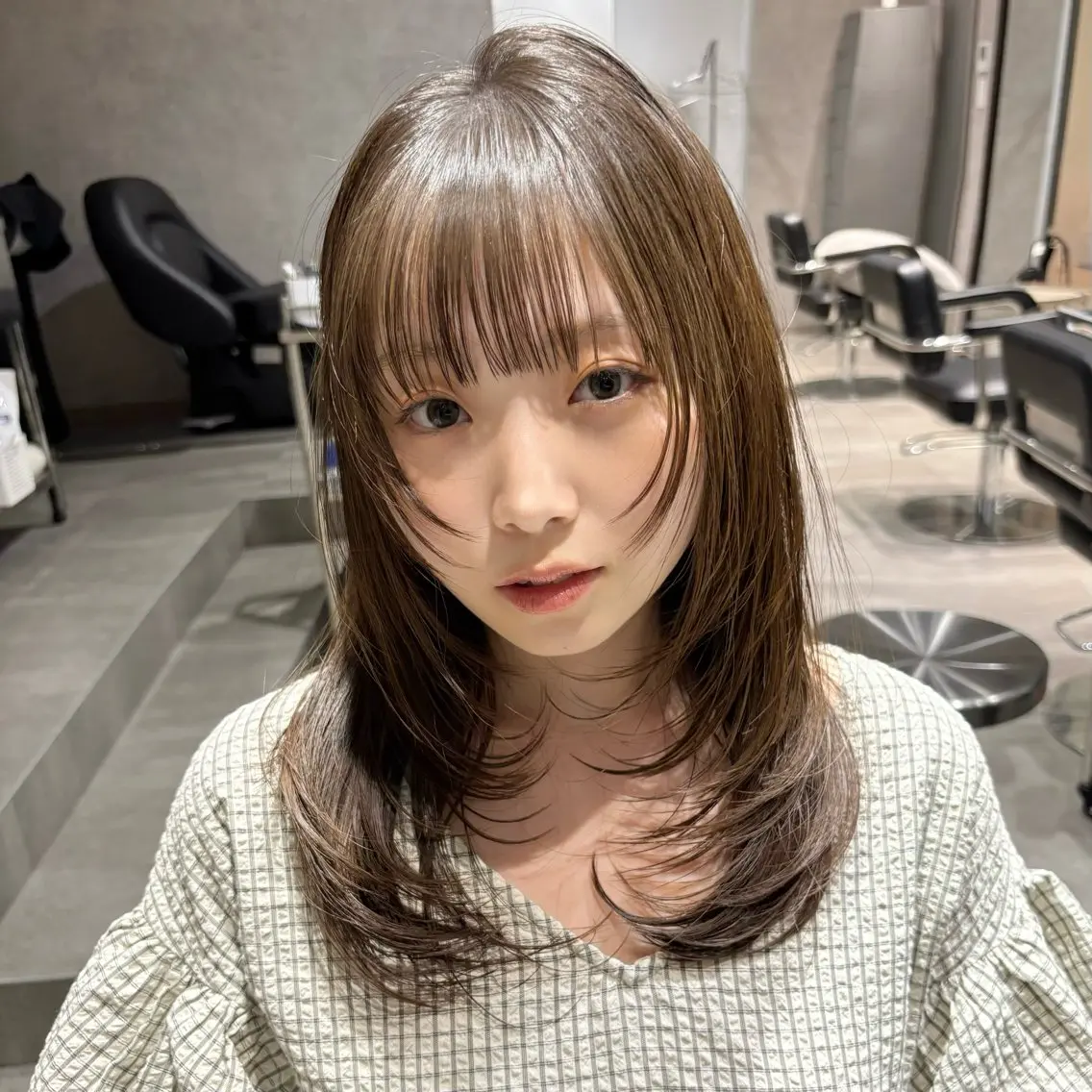 セミロング レイヤーカット カット ヘアカラー shun 原宿/表参道のヘアスタイル