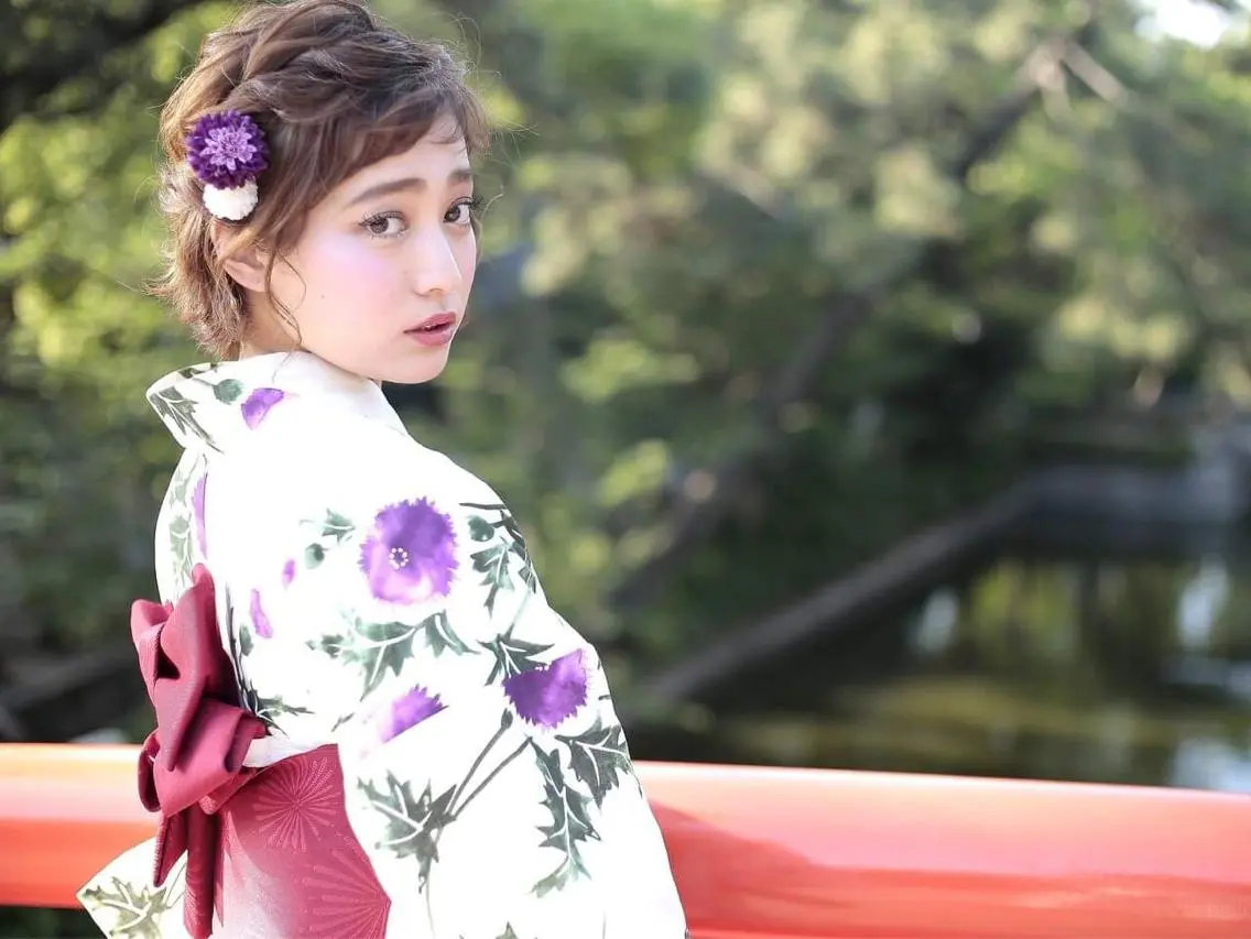 ヘアアレンジ 反橋 聖のヘアスタイル