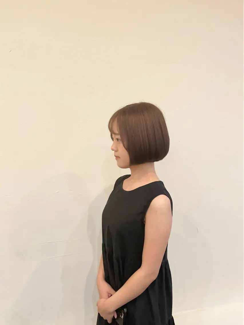 ショート カラー ベージュカラー ボブ カット ヘアカラー トリートメント VERDA KENのヘアスタイル