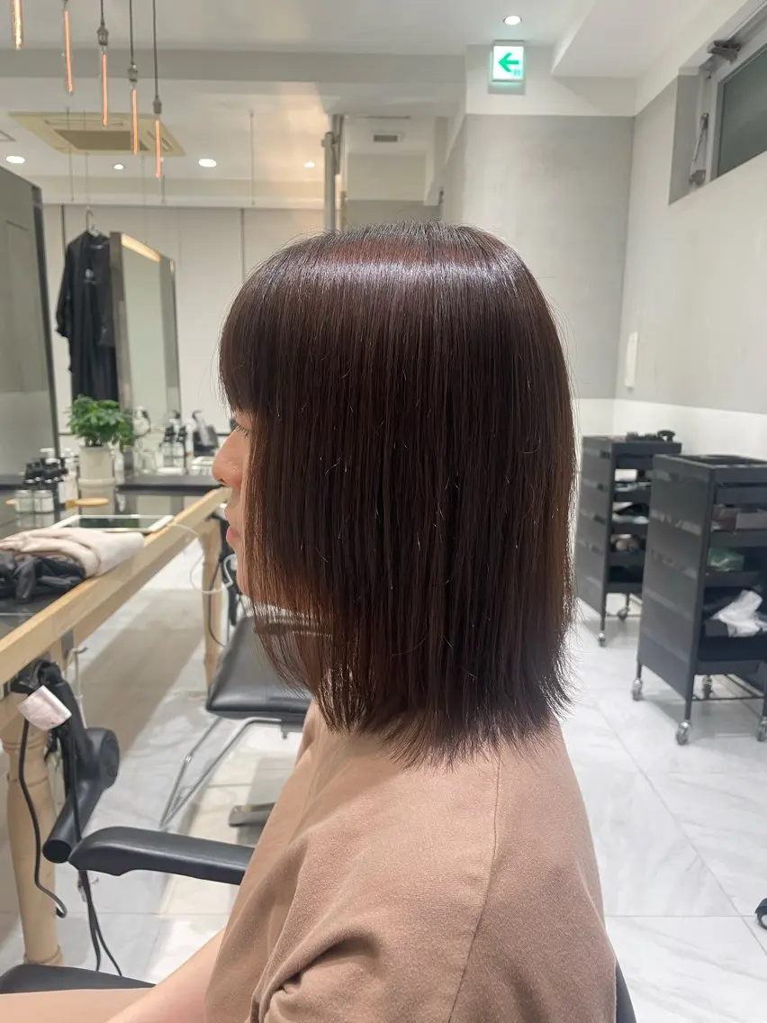 ミディアム 縮毛矯正 似合わせカットカラー 💎モエのヘアスタイル