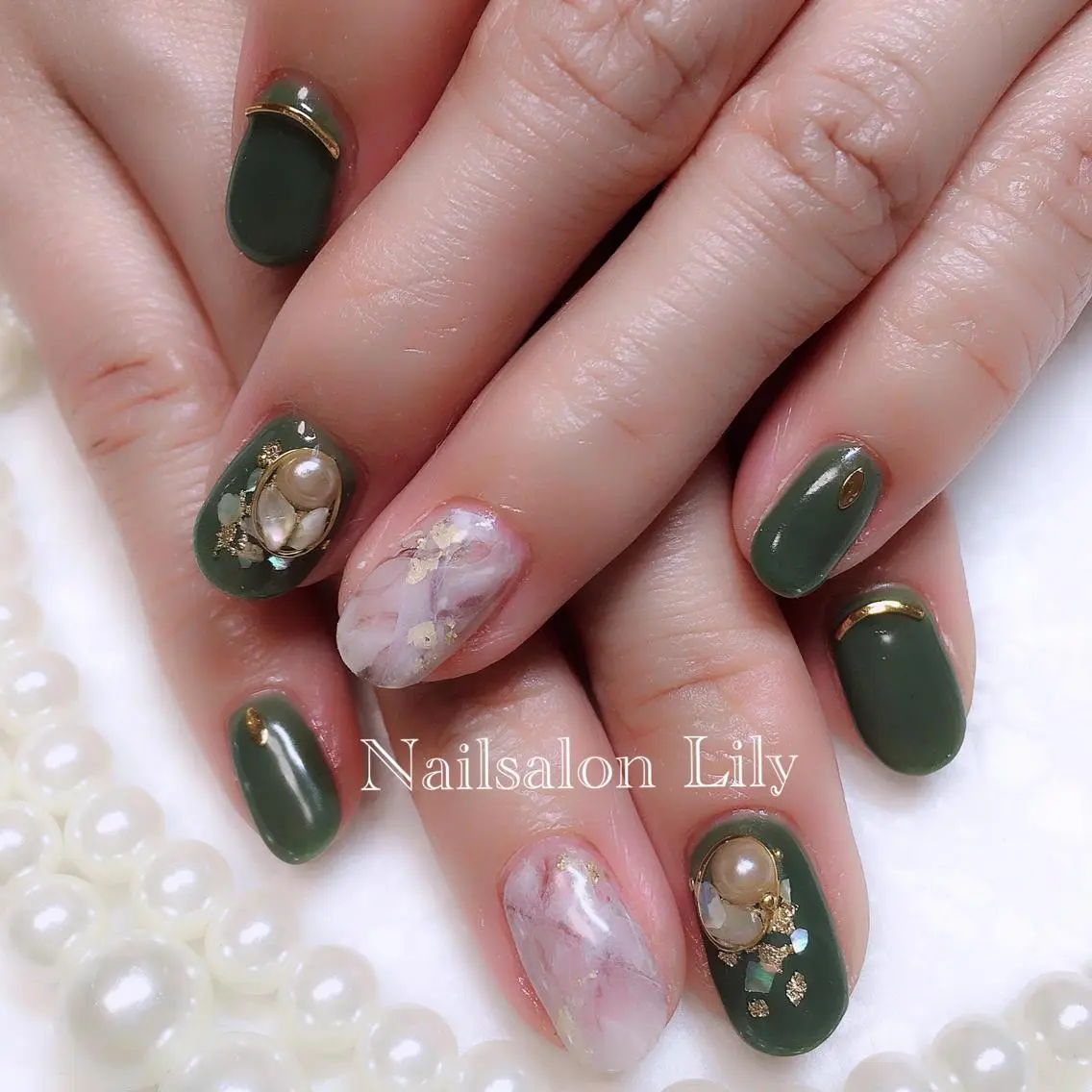ネイル アートネイル Lily*nail 🌻Mii🌻のネイルデザイン