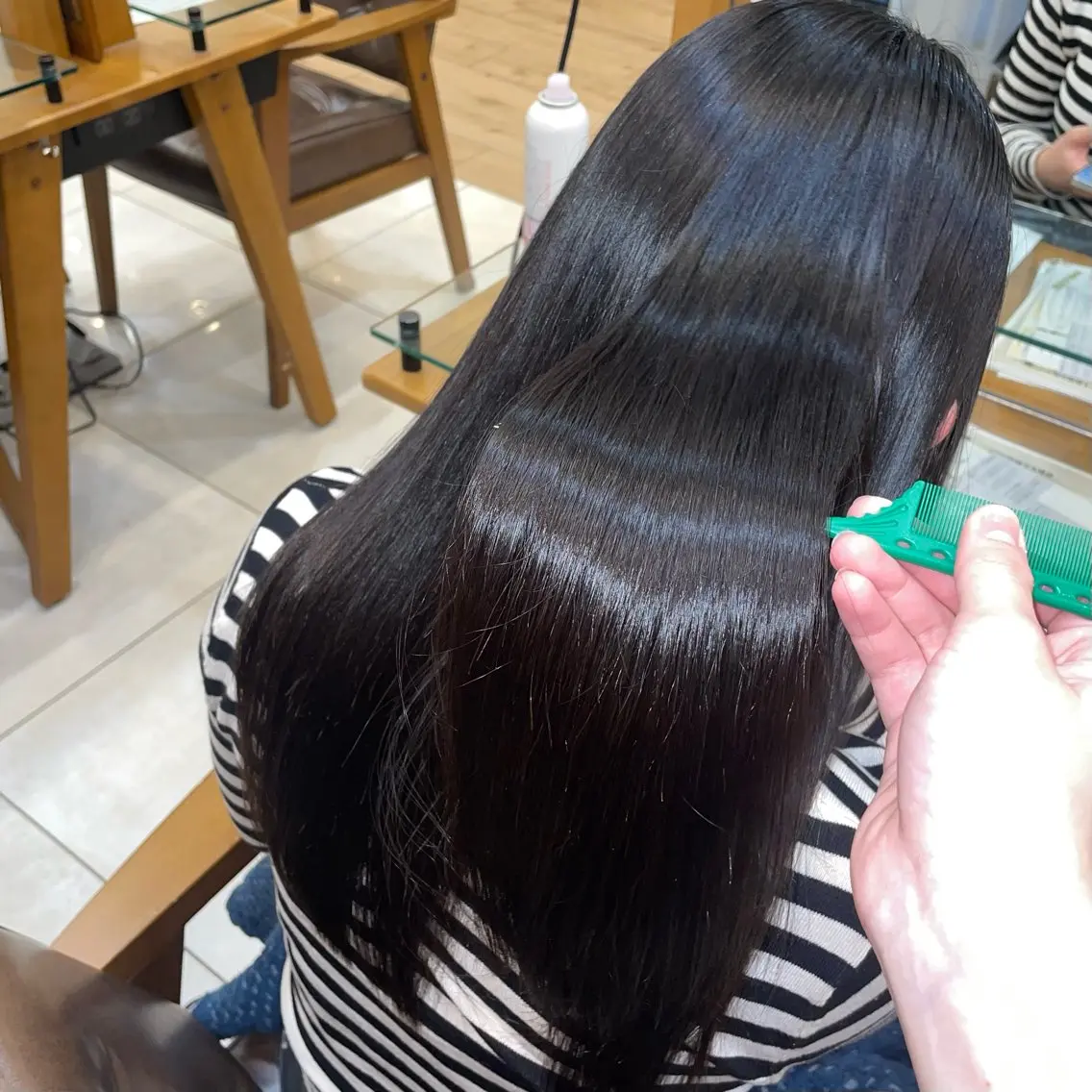 ロング トリートメント 新原 陽那のヘアスタイル