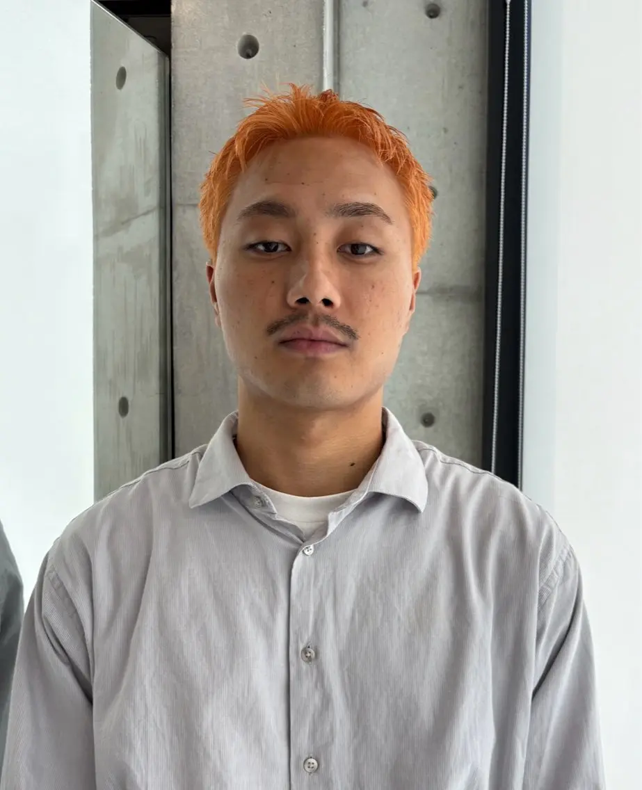 【 ブリーチオンカラー+カット】の写真