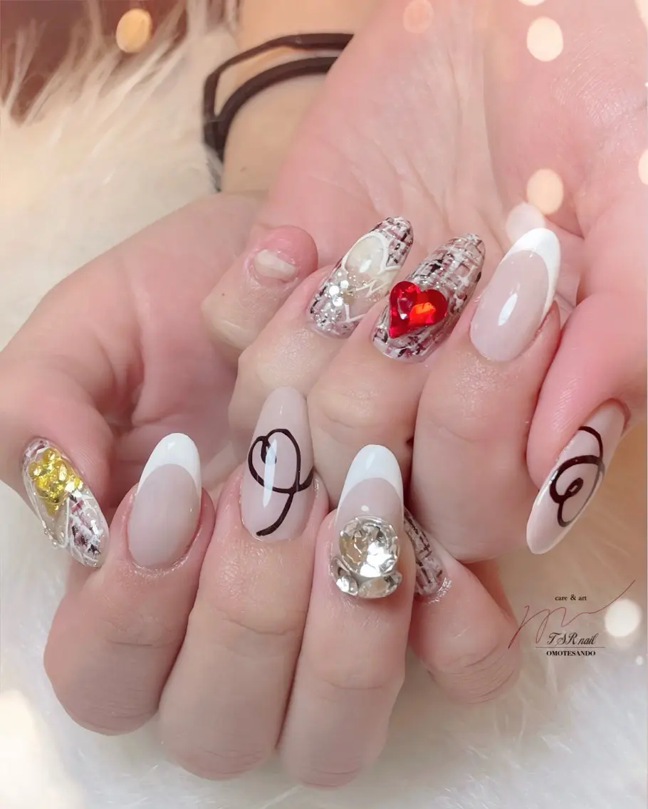 ネイル フレンチネイル ロングネイル 持ち込み 赤色 ツイードネイル ハンドネイル ハンドケア 爪咲 りり花のネイルデザイン