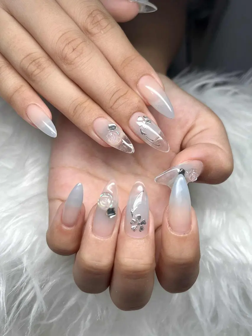 ネイル フレンチネイル ジェルネイル ハロウィン キラキラネイル 韓国ネイル ハンドネイル H.baby Nail Salonのネイルデザイン