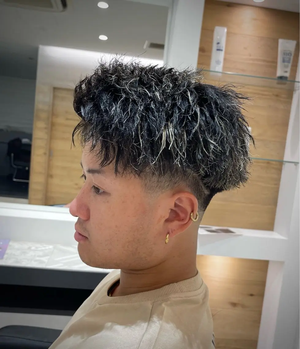 ショート カラー パーマ カット ヘアカラー パーマ 【再現性120%】 🔥龍也リュウヤ🔥のヘアスタイル
