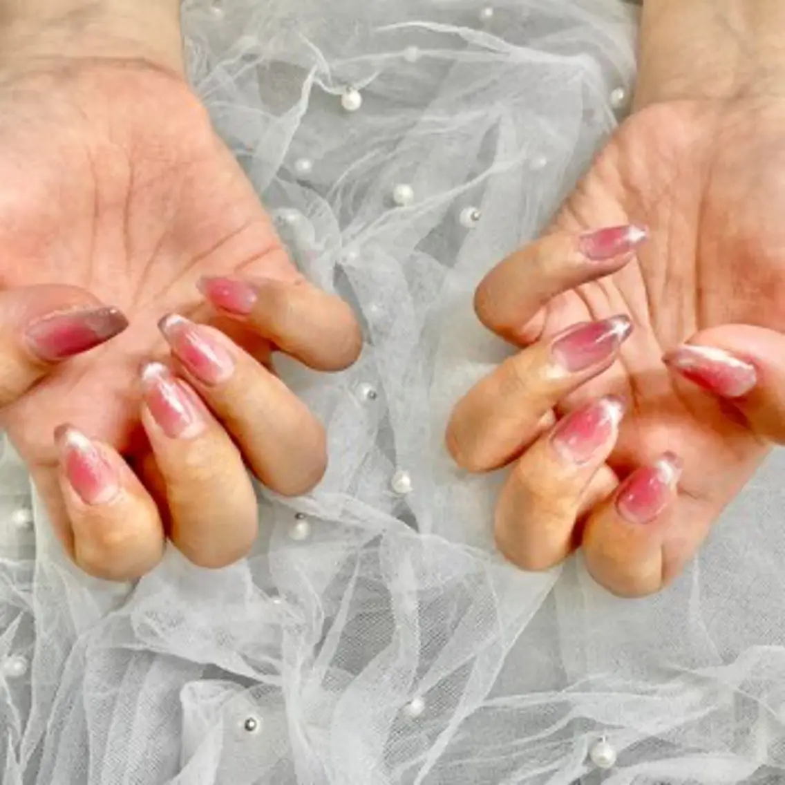 ネイル チークネイル フレンチネイル マグネットネイル マグネットフレンチ ハンドネイル Renatus Nailのネイルデザイン