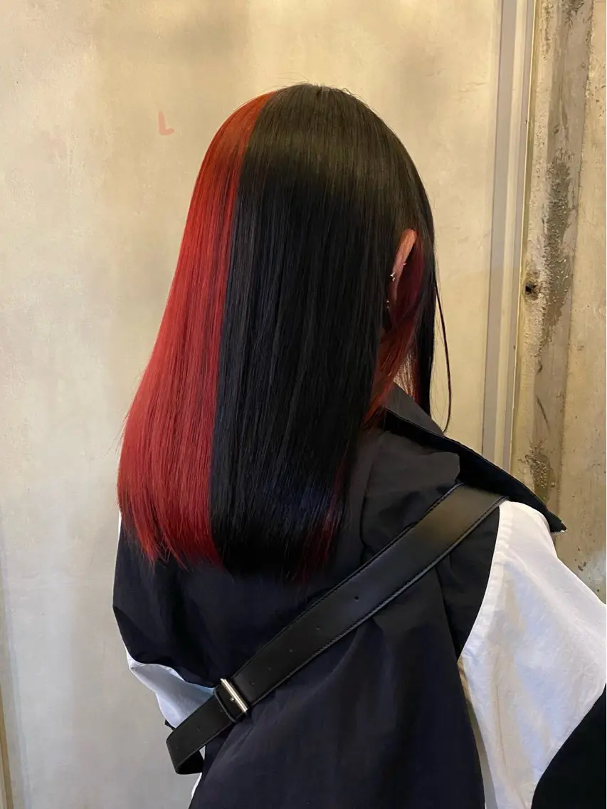 ミディアム カラー 黒髪 レッドカラー ヘアカラー トリートメント KAWAHARA YUKIのヘアスタイル
