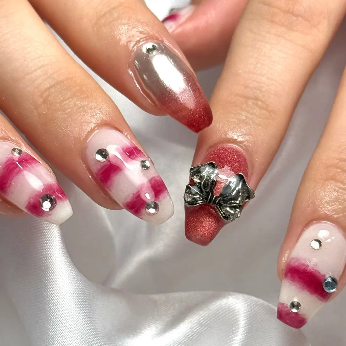 ネイル ボーダー Ray nail natsu🎀のネイルデザイン