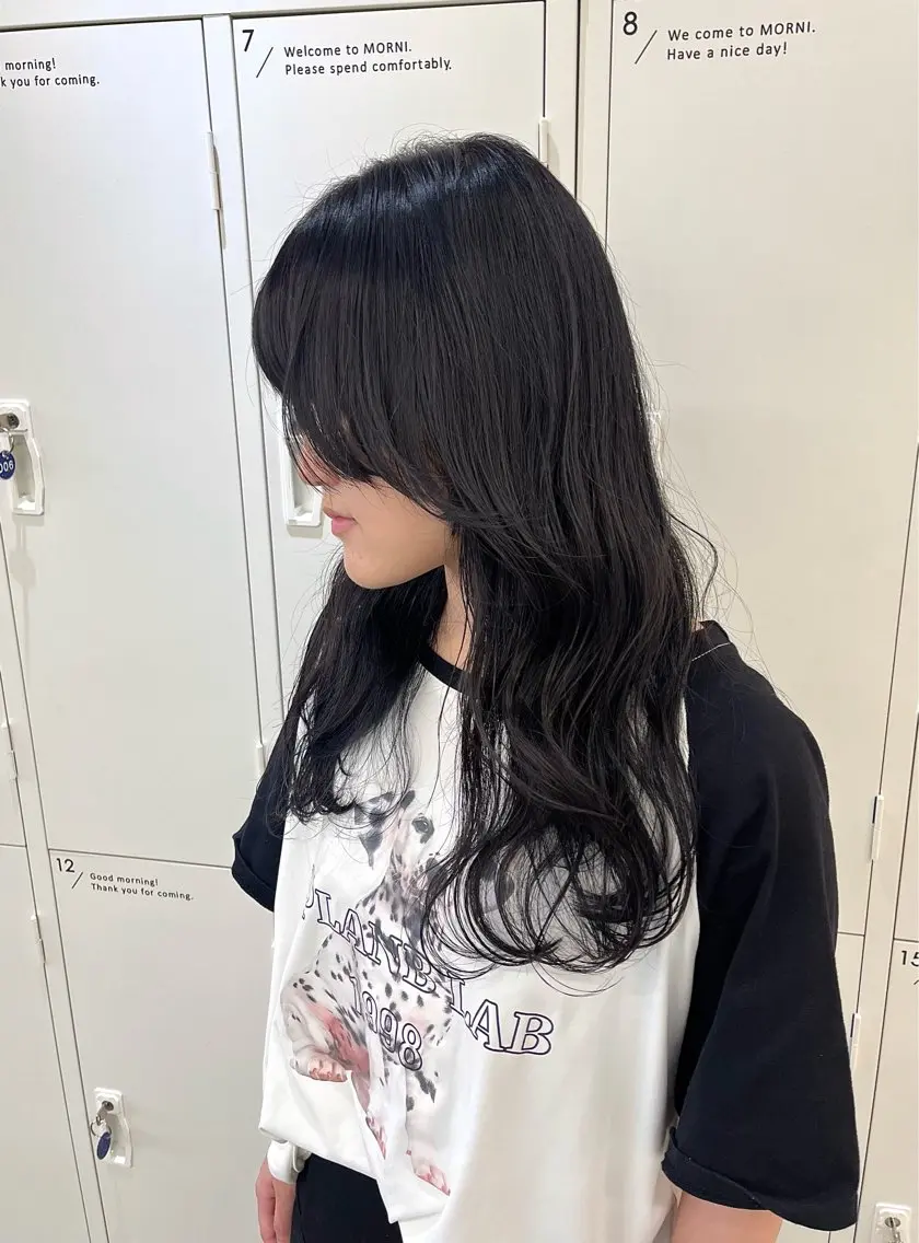 ロング カラー 黒髪 ブルーカラー ブルーブラック 顔周りカット 神原 茉依🩰🪩のヘアスタイル
