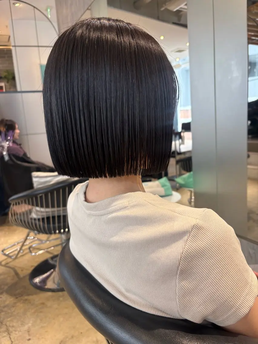ショート ボブ カット ヘアカラー 縮毛矯正 西田  美侑/ 前髪・顔周りカットのヘアスタイル