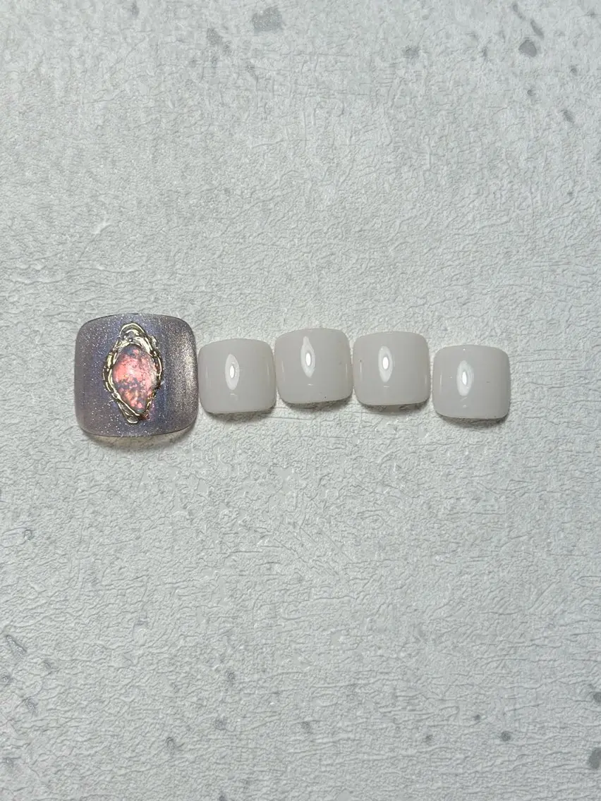 ネイル 🦋🤍 madoka🤍のネイルデザイン