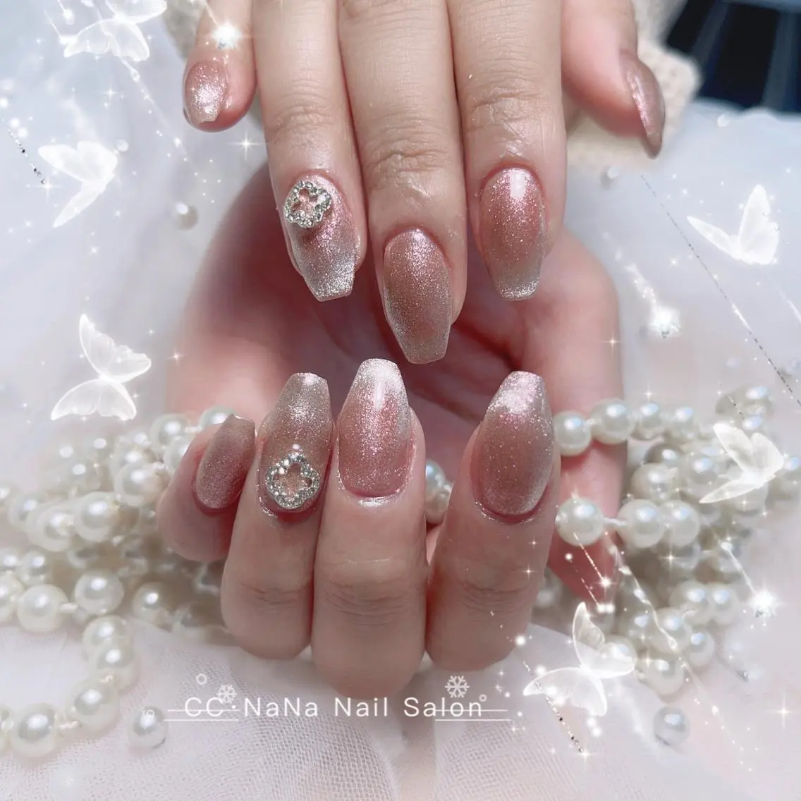 ネイル チークネイル フラッシュネイル ハート キラキラネイル 韓国ネイル ハンドネイル CCNaNaスカルプ 長さだし専門💎Yoのネイルデザイン