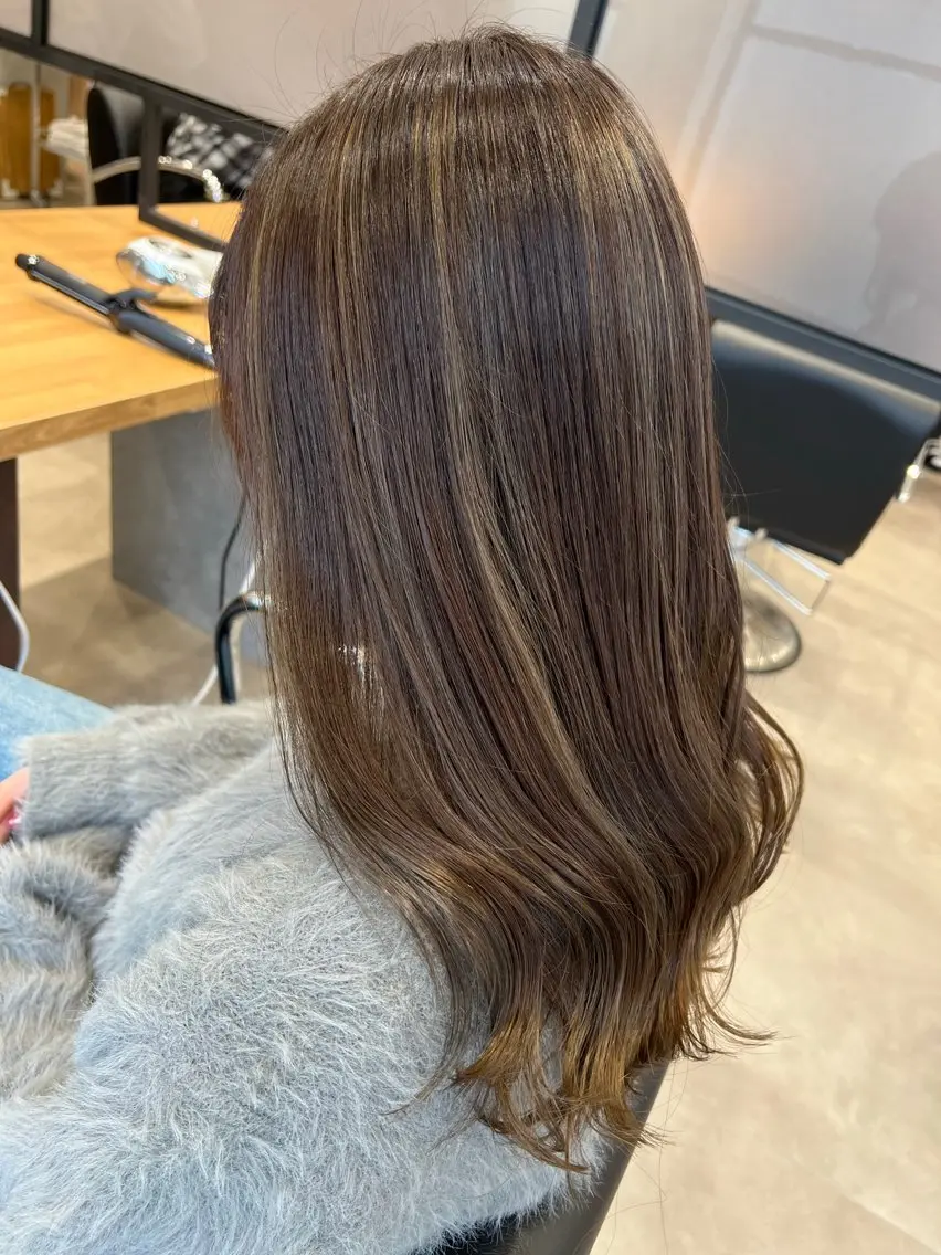 ロング カラー ベージュカラー ハイライトカラー ハイライト ブランシェ小幡駅前店 森樹のヘアスタイル