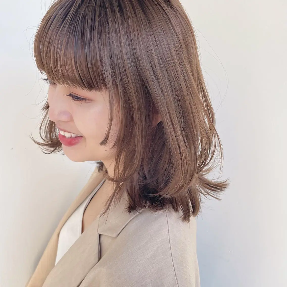 ミディアム レイヤーカット トリートメント 酸性ストレート ボブ/ミディアム 親しみやすさ/さくらのヘアスタイル