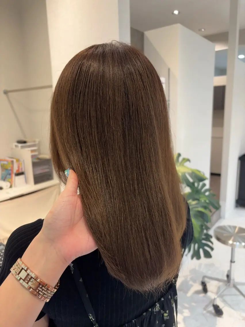 ミディアム 佐藤 亜加梨のヘアスタイル