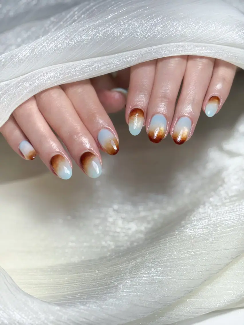ネイル ブラウン グラデーション 水色 持ち込み nail salon minthのネイルデザイン
