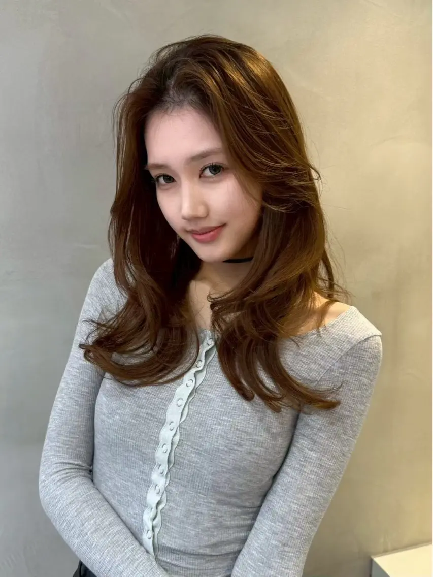 ミディアム 浦和うる艶 縮毛矯正⭐️セナ🎀のヘアスタイル