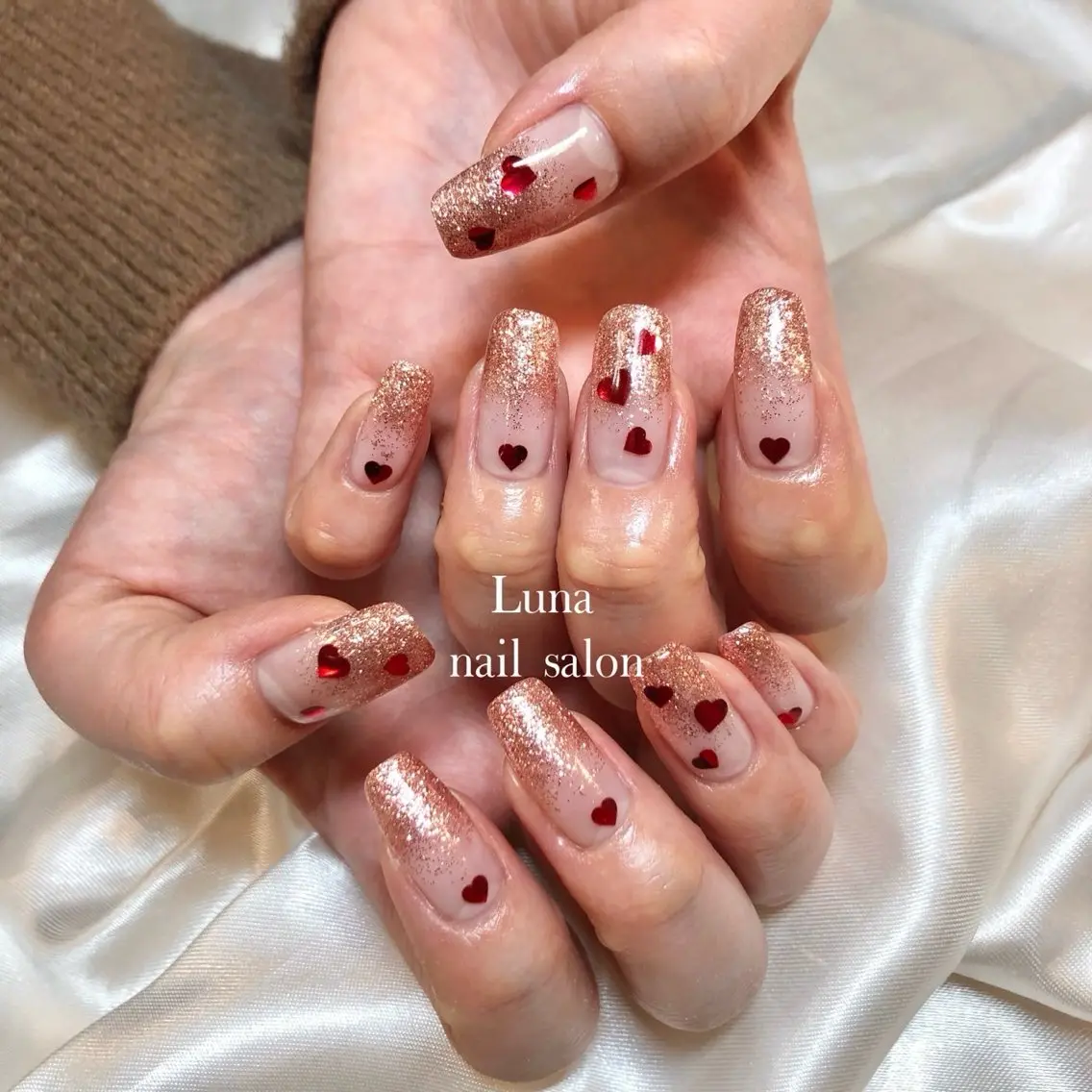 ネイル Silver Lunaのネイルデザイン