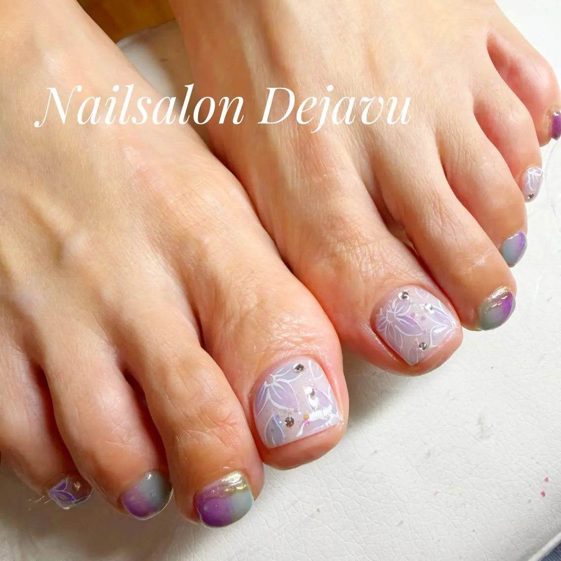 ネイル フットネイル Nailsalon Dejavuのネイルデザイン
