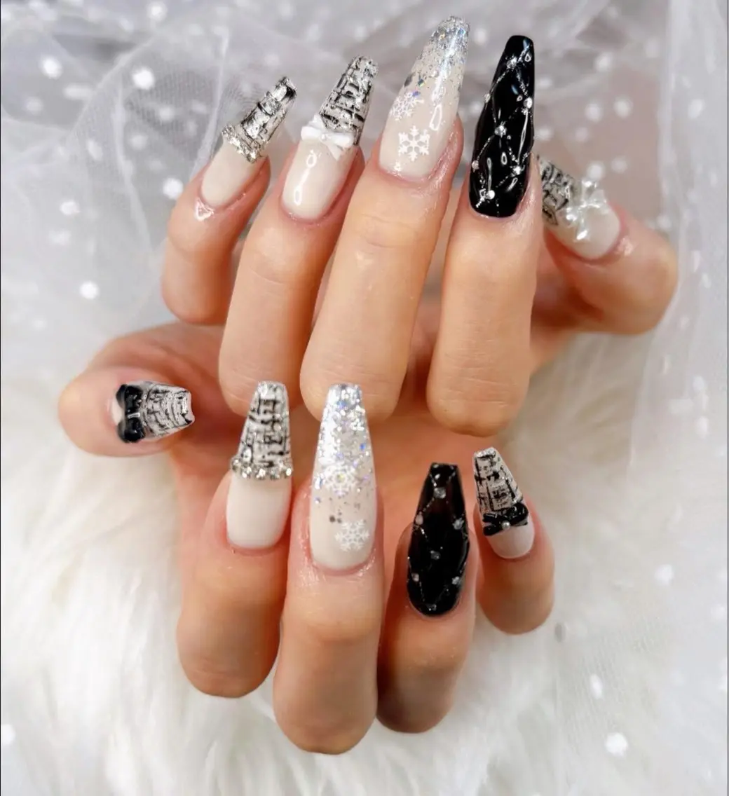 ネイル チークネイル フットネイル フレンチネイル グラデーション 韓国ネイル YUKI NAILのネイルデザイン