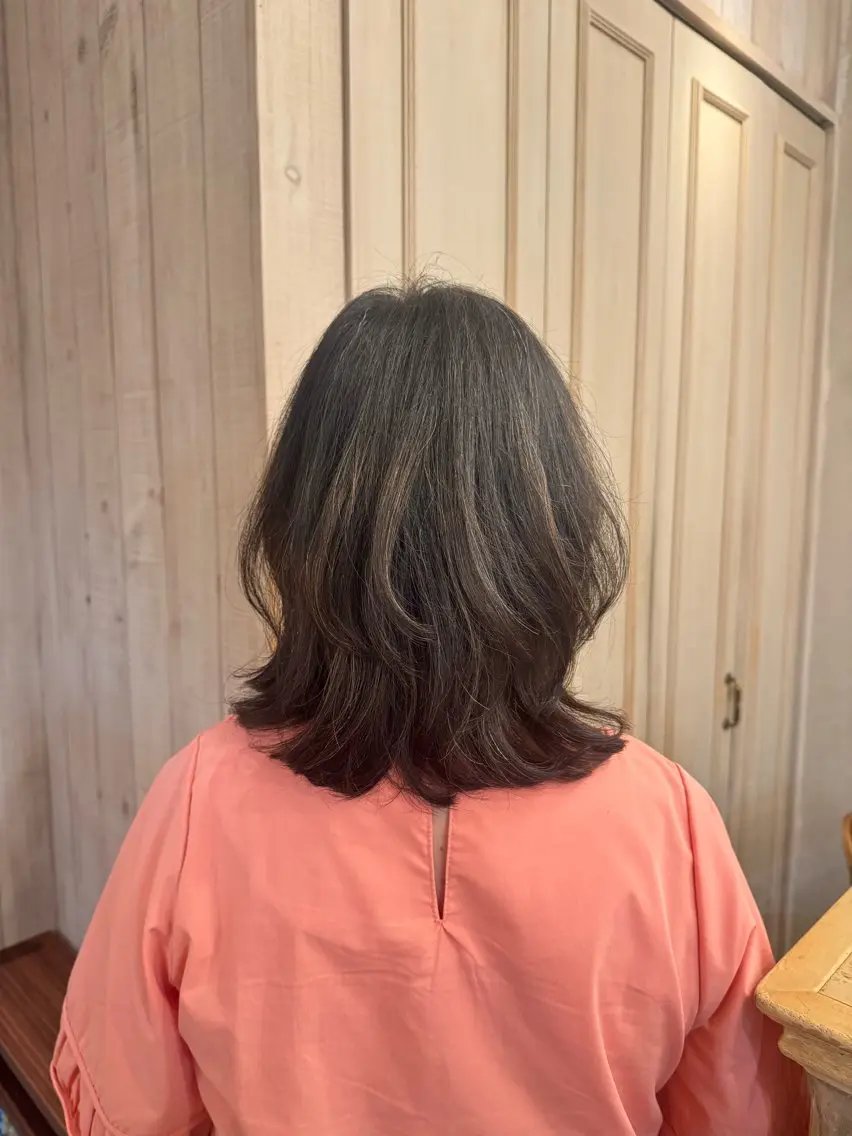 ミディアム パーマ ミディアムパーマ レイヤーカット デジタルパーマ Kasuga Sayuriのヘアスタイル