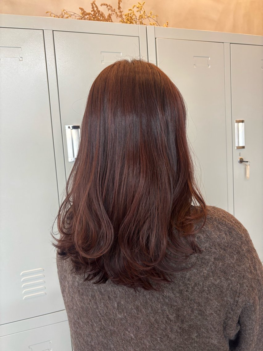 ミディアム カット ヘアカラー トリートメント ワタナベ ミサキのヘアスタイル