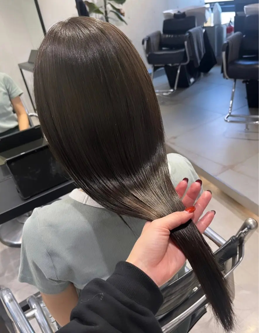 セミロング カラー パーマ ヘアアレンジ 透明感/オリーブ/ グレージュ/YUKAのヘアスタイル