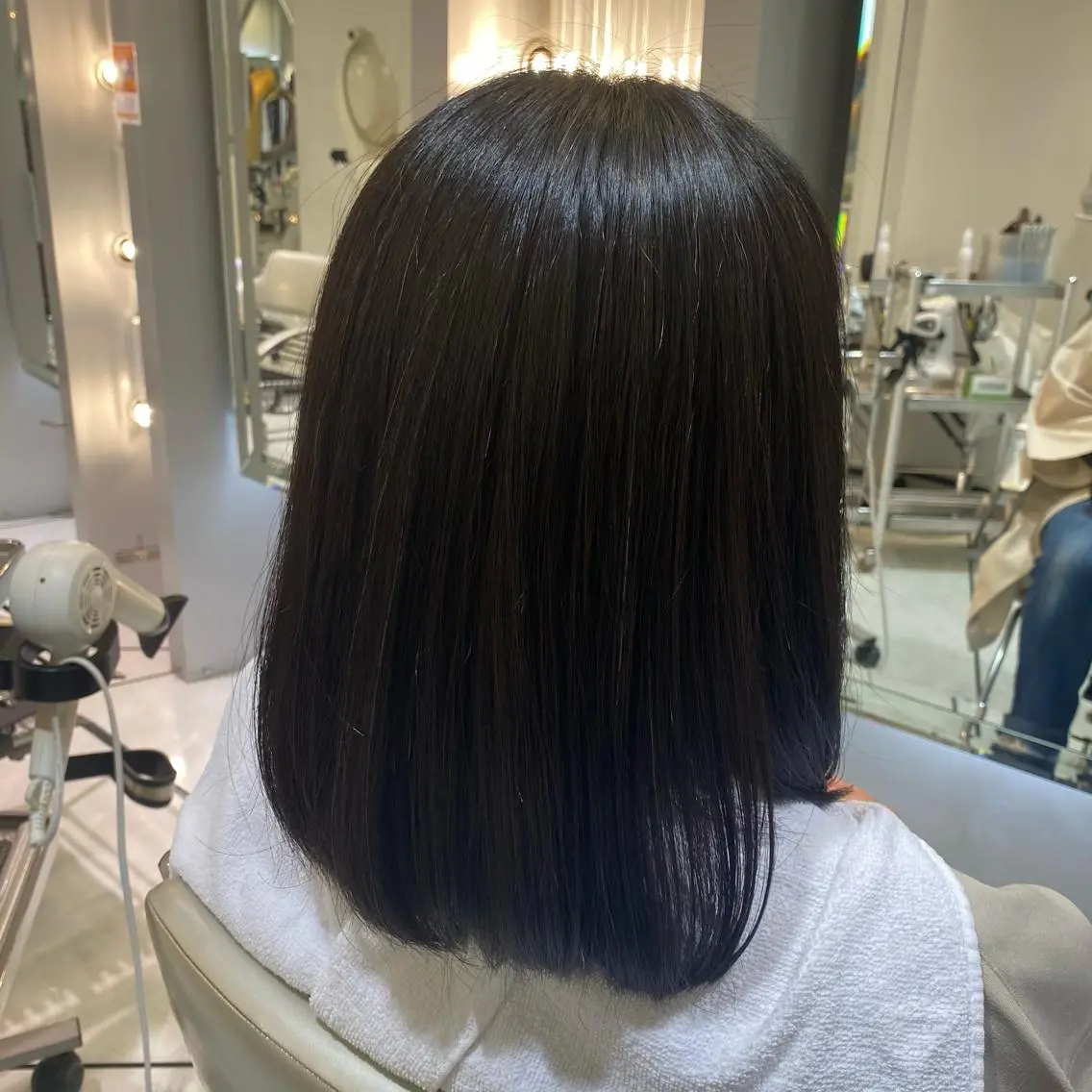 セミロング 小川 愛美のヘアスタイル