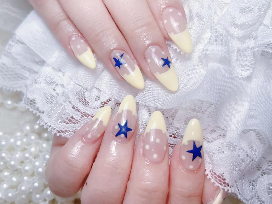 ネイル 🎀Seina 🧚🏻♀️のネイルデザイン