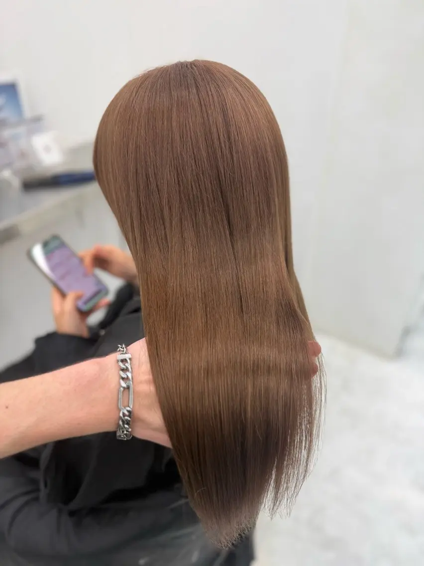 ロング カラー ヘアアレンジ ヘアカラー ヘッドスパ ヘアセット 🤍渋谷の赤髪 トップ/らいる🤍のヘアスタイル