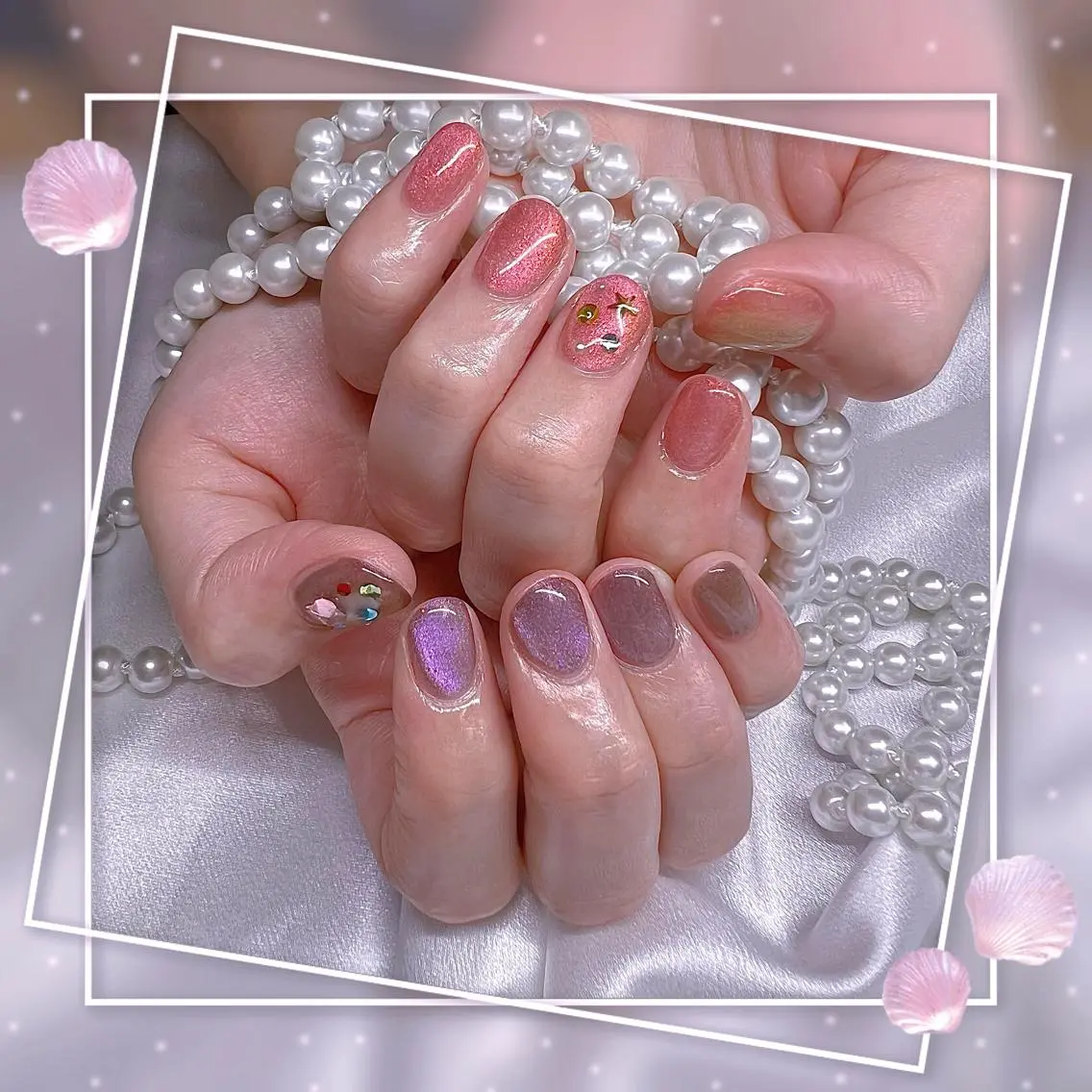 ネイル フレンチネイル キラキラネイル 韓国ネイル マグネットネイル マグネットフレンチ Chill Nailsalonのネイルデザイン