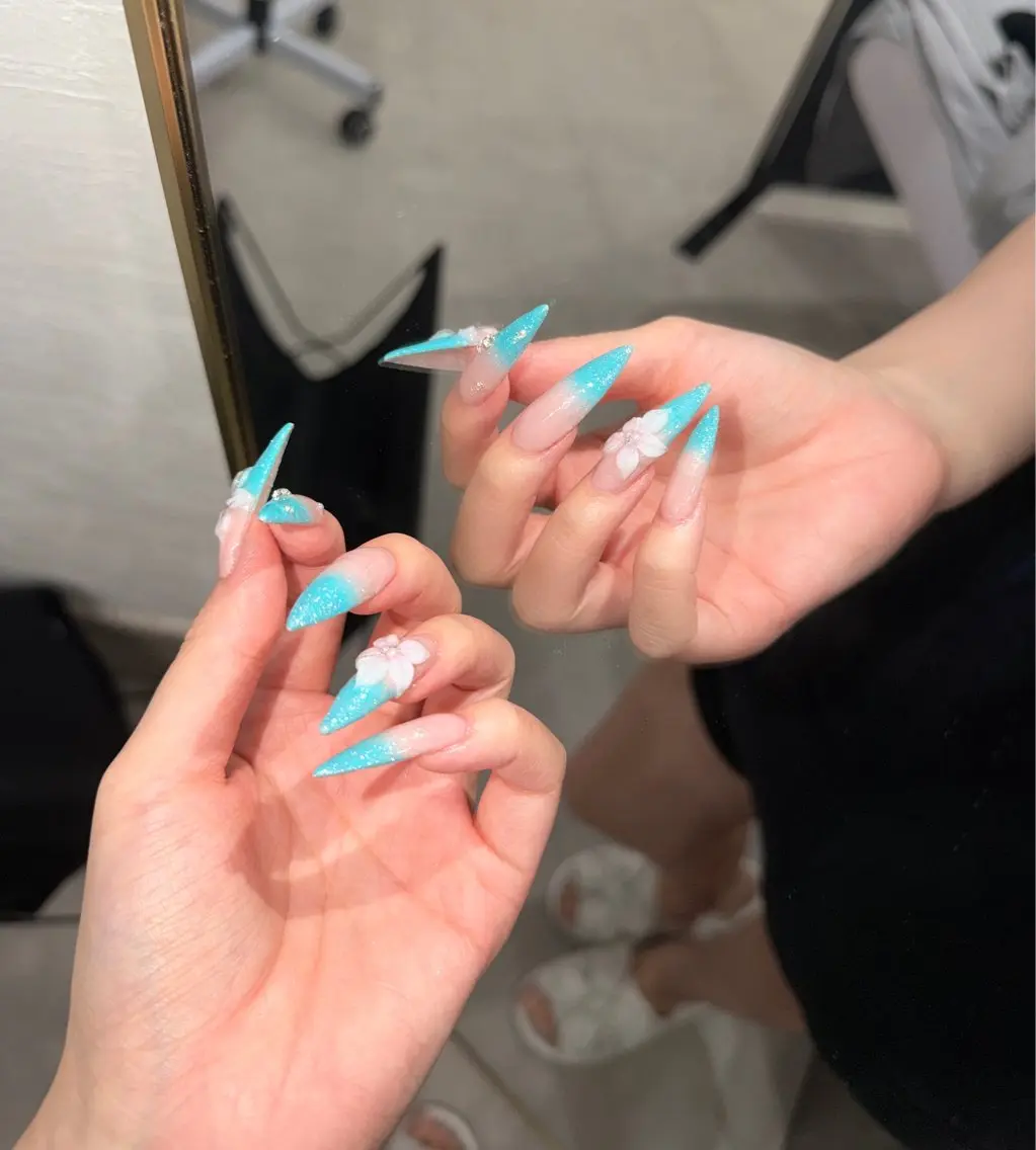 グラデーション/フレンチの写真
