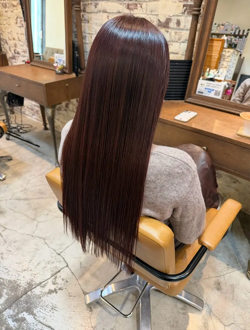 ロング カラー レッドカラー カット ヘアカラー トリートメント 七井 香奈 (なないかな)のヘアスタイル