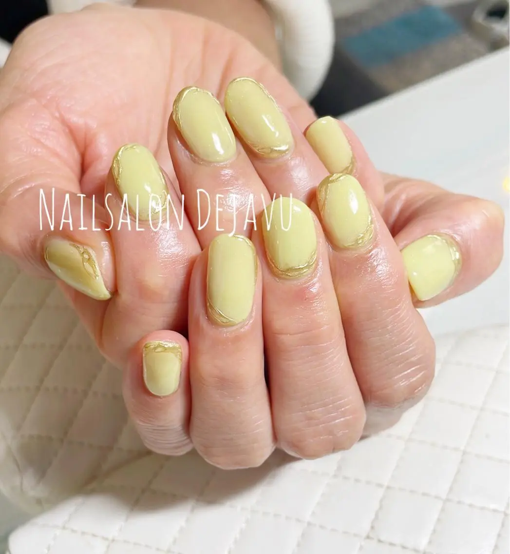 ネイル アートネイル ミラーネイル ニュアンスネイル シンプルネイル 春ネイル Nail salon Dejavu 🌿のネイルデザイン
