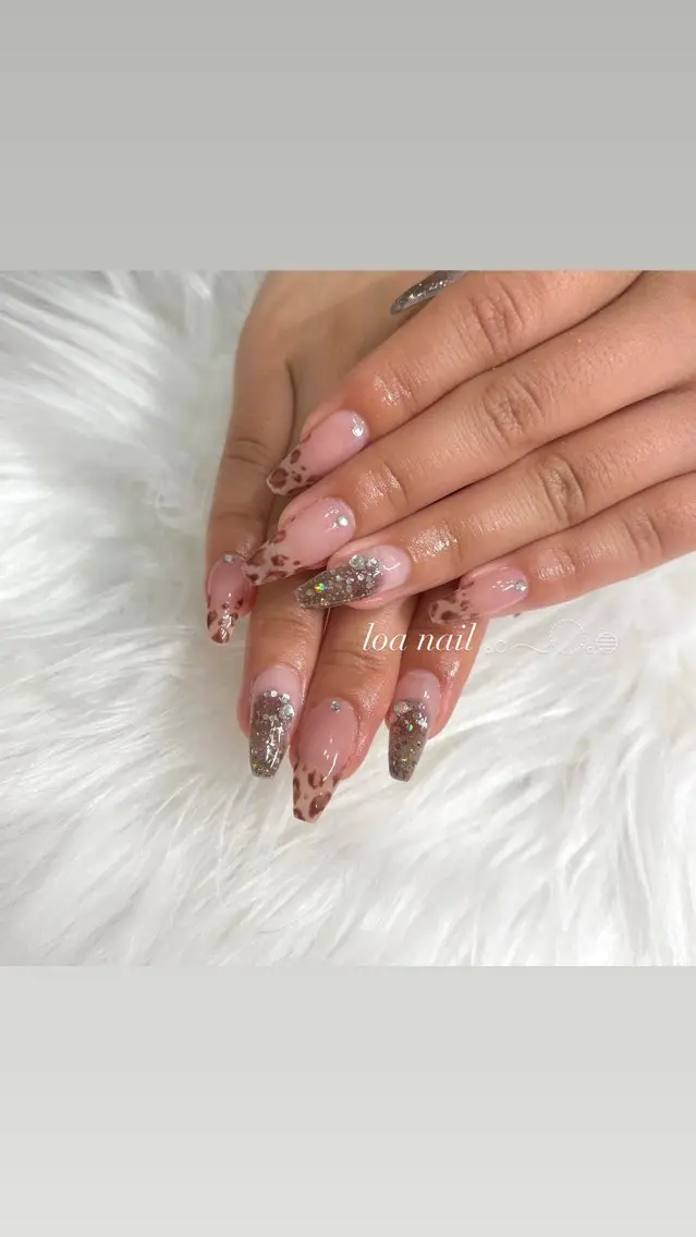 ネイル アニマル柄 フレンチネイル ハンドネイル loa nailのネイルデザイン