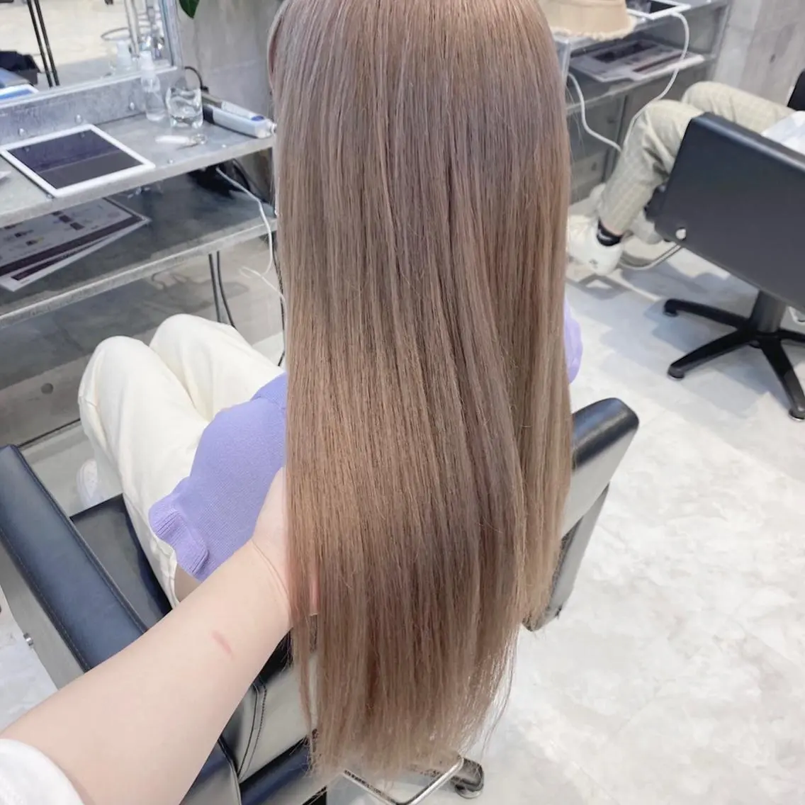 ミディアム カラー ヘアアレンジ メンズ キッズ お悩み解決美容師 💐AMIのヘアスタイル