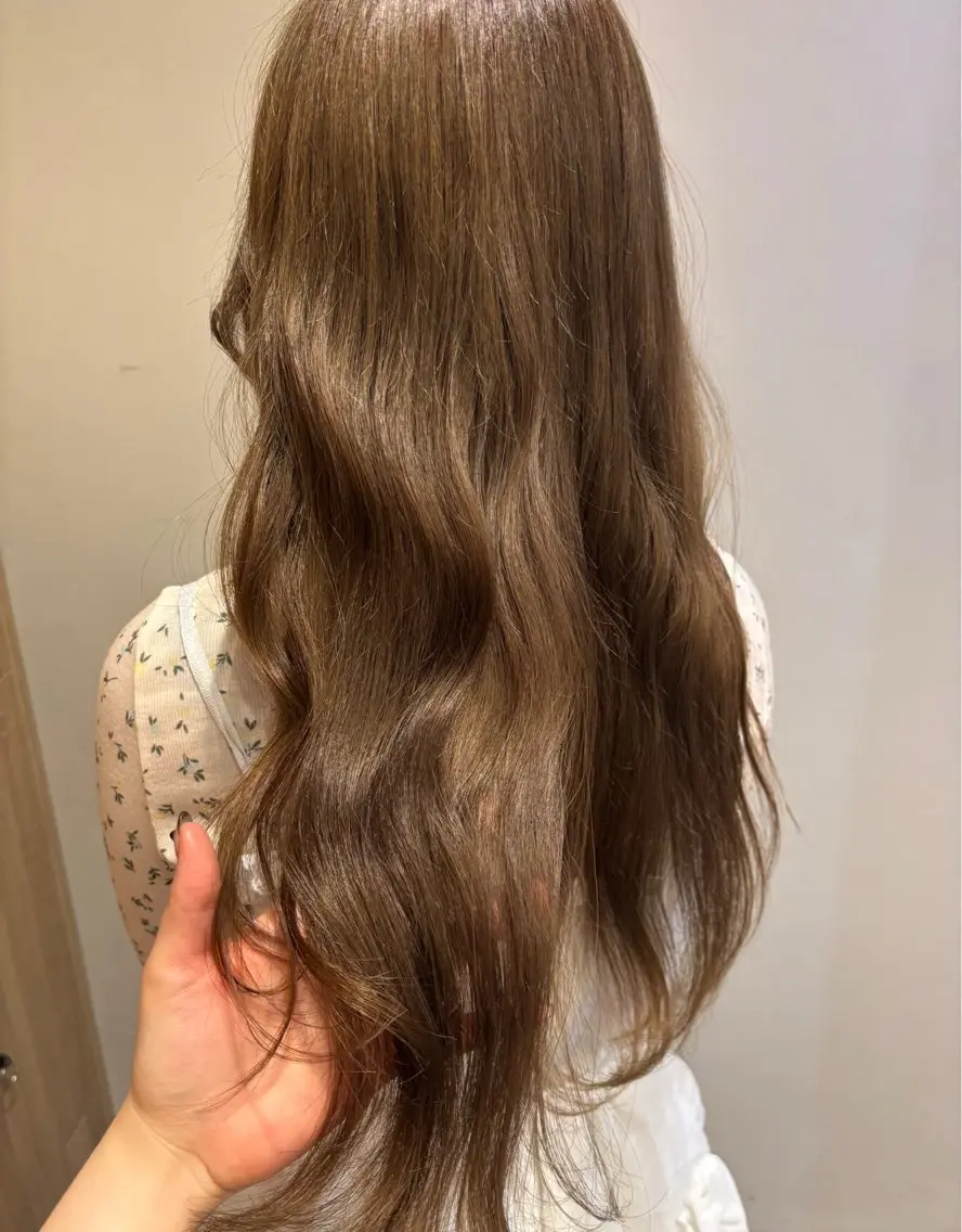 カラー オリーブ🎶アッシュ グレージュちひろ🧸のヘアスタイル